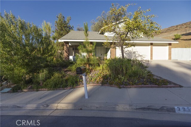 Primary Photo - 3050 Wildwood Ave