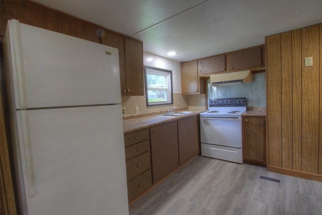 Building Photo - 205 MC 486 Lot 17