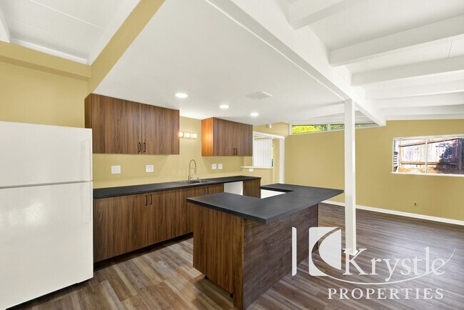 Building Photo - Updated Vallejo Home with Large Yard and 2-Car Garage
