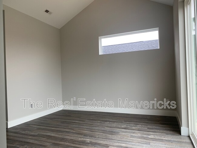 Building Photo - 1609 Fagan St