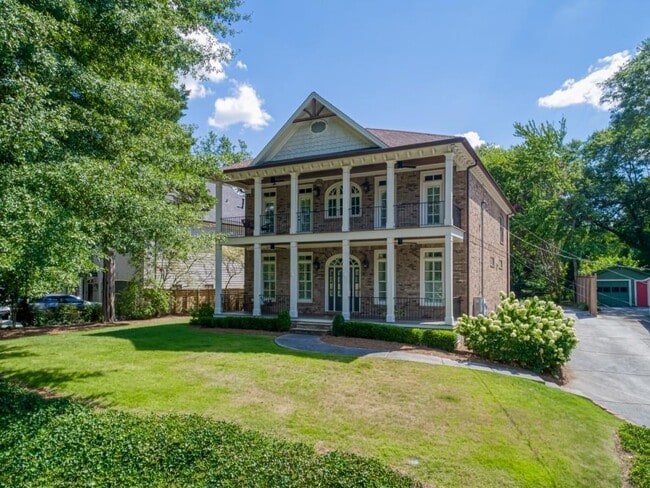 Building Photo - 1363 Sylvan Cir NE