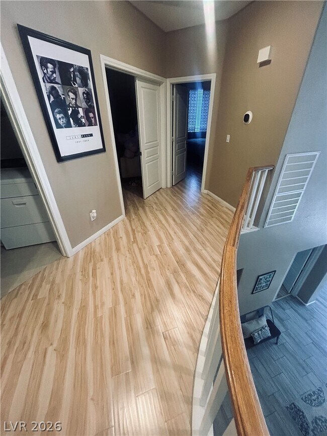 Building Photo - 2076 Santina Ave