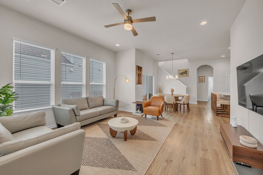 Primary Photo - 8616 Torrita Dr