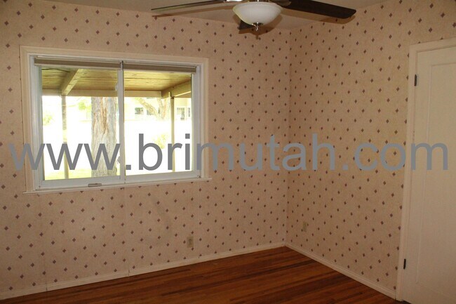 Building Photo - 4192 S Holloway Dr