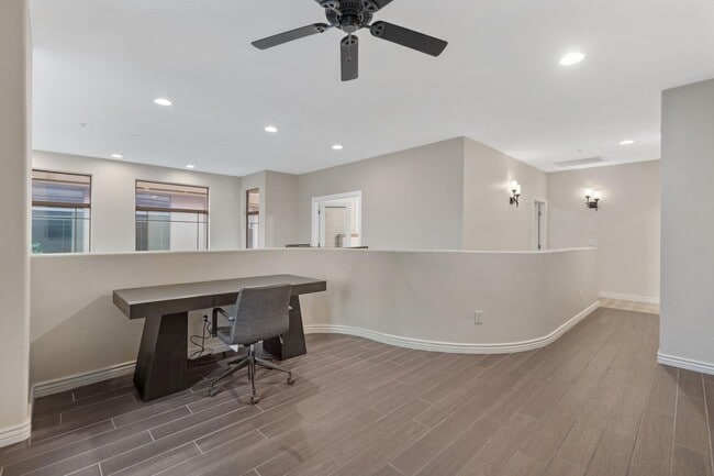 Building Photo - 14450 N Thompson Peak Pkwy