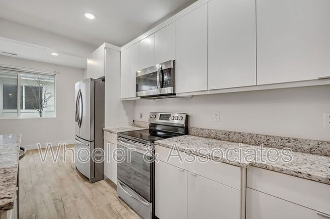 Building Photo - 3586 S Xenon Dr