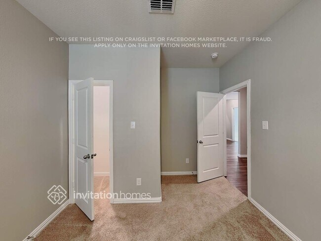 Building Photo - 14832 Grey Feather Trail