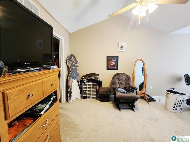 Building Photo - 278 Maple Ct