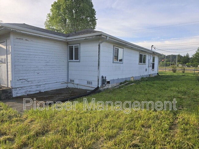 Building Photo - 2250 Austin Rd