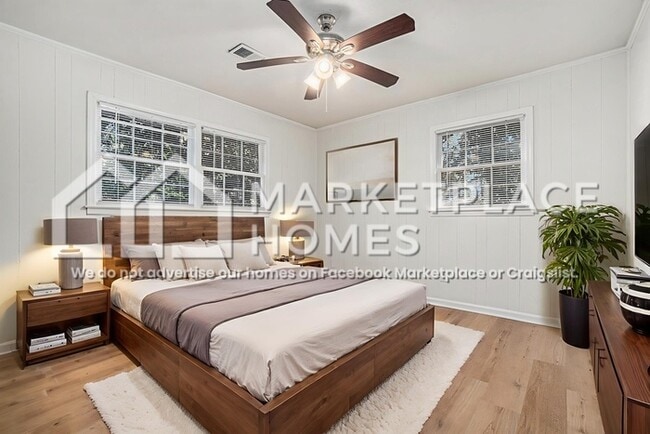 Building Photo - 2637 Shannon Dr