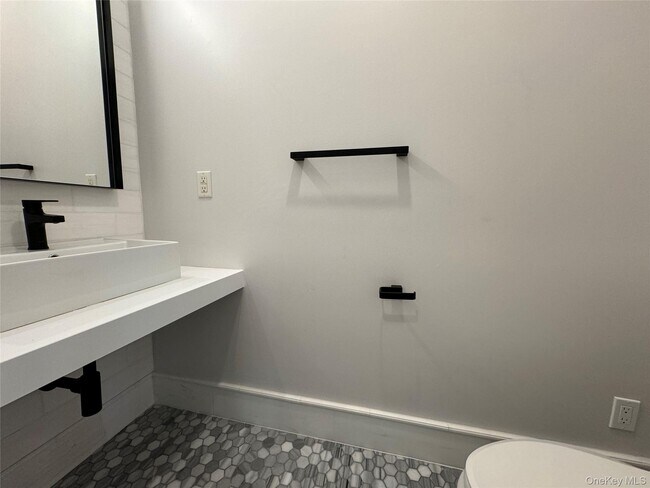 Building Photo - 1 Irving Pl