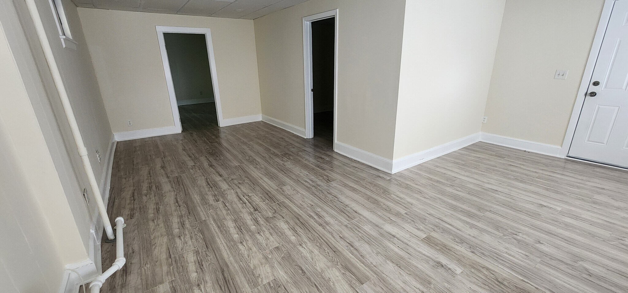 Building Photo - 2583 Main St