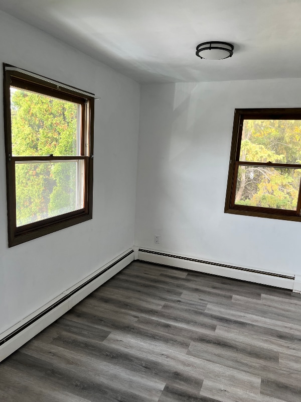 Building Photo - 1865 Badger St