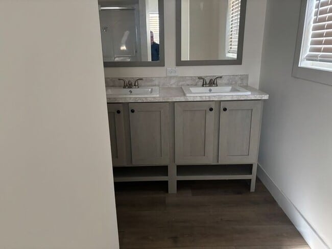 Building Photo - 2683 Cameron Hill Rd