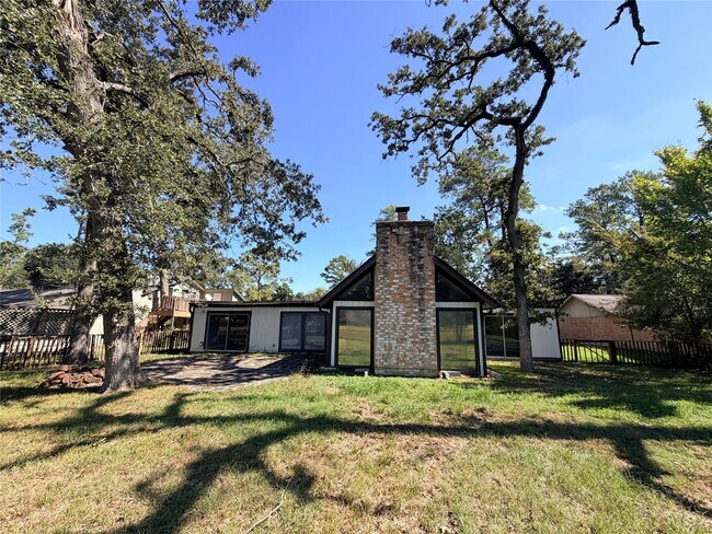 Building Photo - 1607 Chestnut Ridge Rd