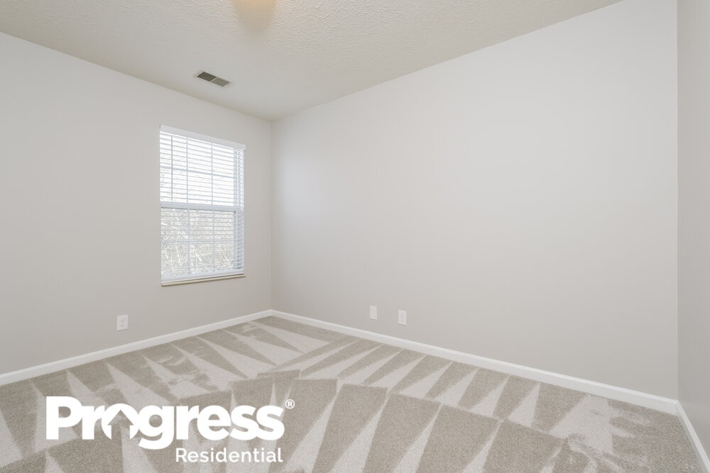 Building Photo - 379 Dorr Dr