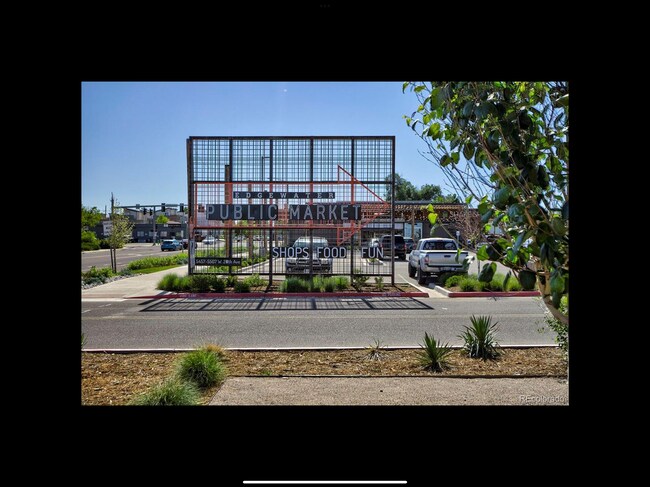 Building Photo - 2275 Gray St