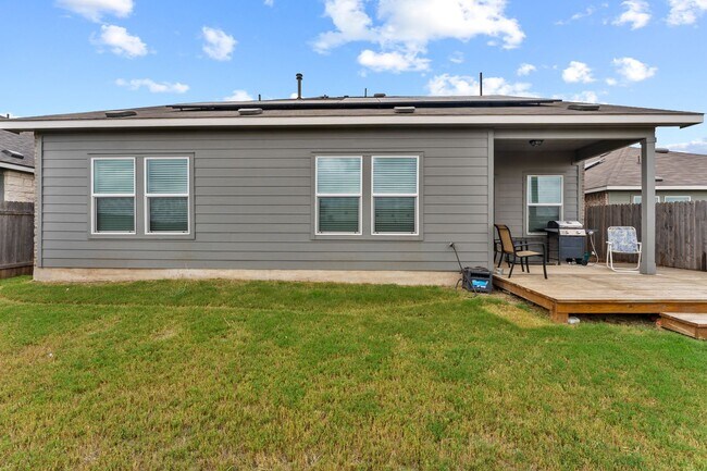 Building Photo - 129 Escondido Cir