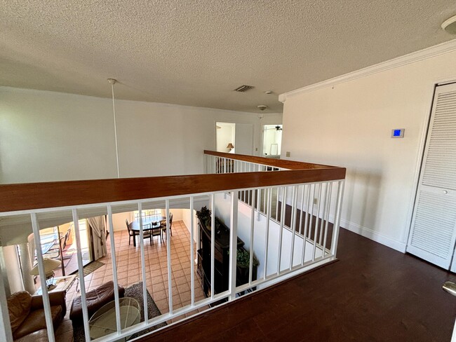 Building Photo - 1760 Shoreside Cir
