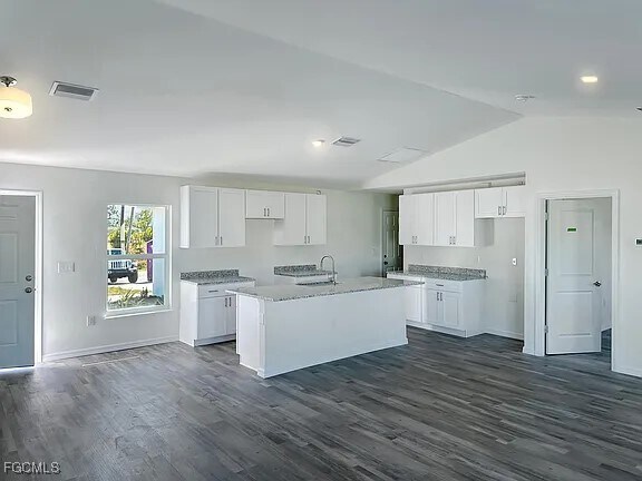 Building Photo - 4528 NW 34th Pl