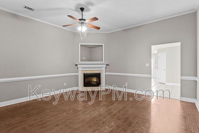 Building Photo - 823 Whispering Willow Ct