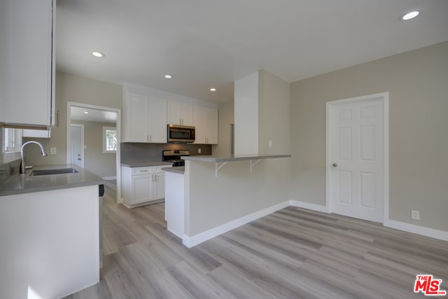 Building Photo - 1127 N Formosa Ave