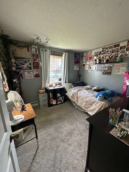 Building Photo - 29 Montano Rd