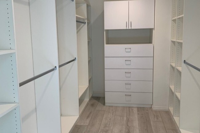 Building Photo - 4595 De Celis Pl