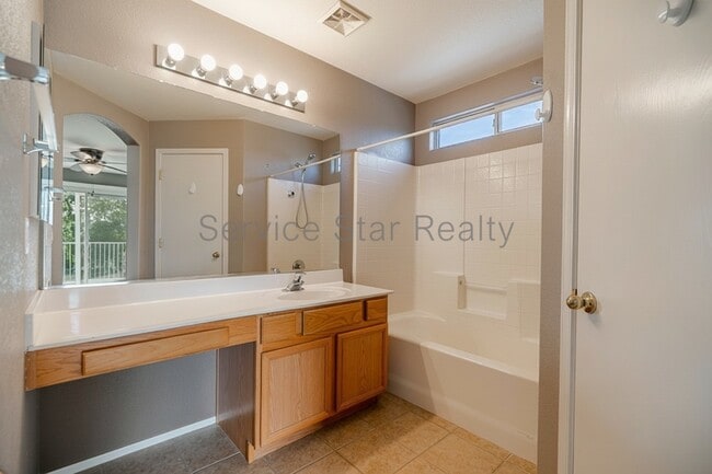 Building Photo - 3616 S Arroyo Ln