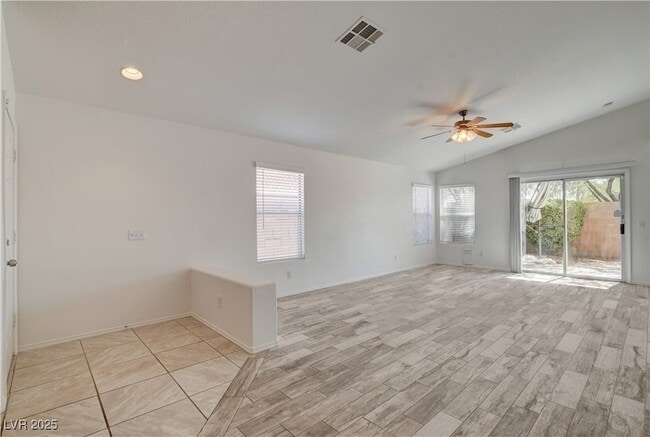 Building Photo - 11125 Gateview Ln
