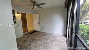 Building Photo - 2 br, 2 bath  - Pines of Springtree