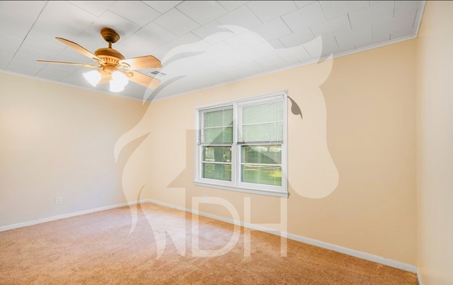 Building Photo - "Charming 3-Bedroom Oasis with 2 Full Baths in the Heart of Vinita!"