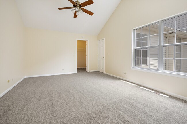 Building Photo - 2234 Seaver Ln