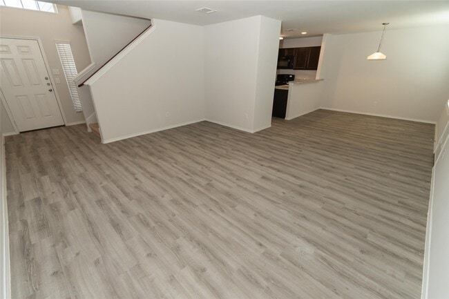 Building Photo - 17126 Andrew Nook Ln