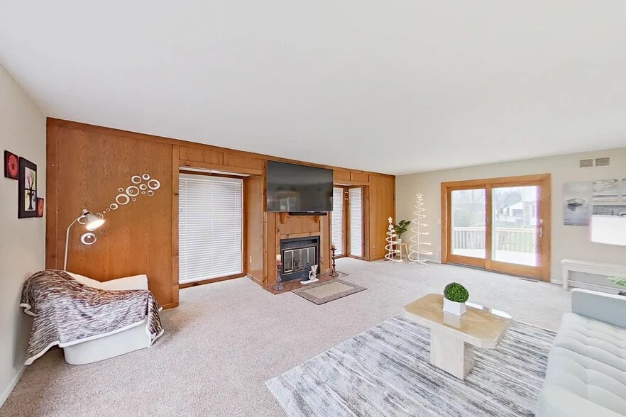 Building Photo - 1477 Fairfax Dr