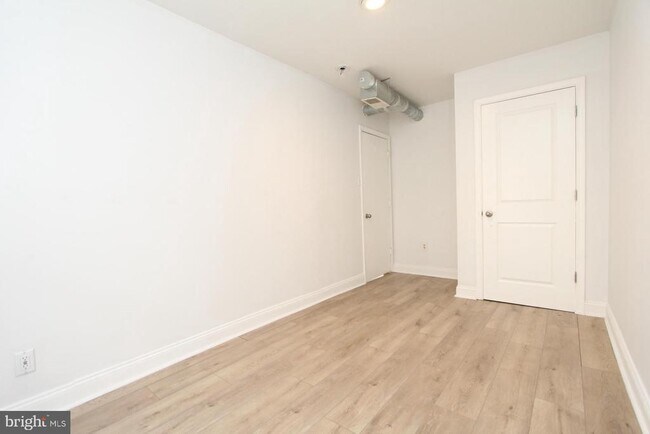 Building Photo - 2019 N 2nd St