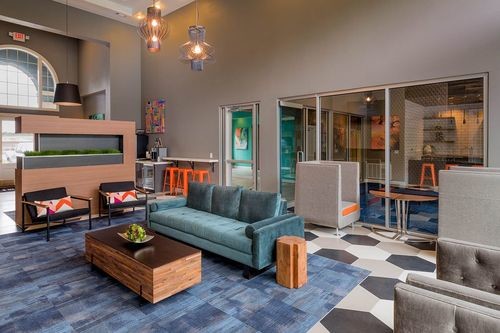 Building Photo - 13425 Ranch Rd 620 N