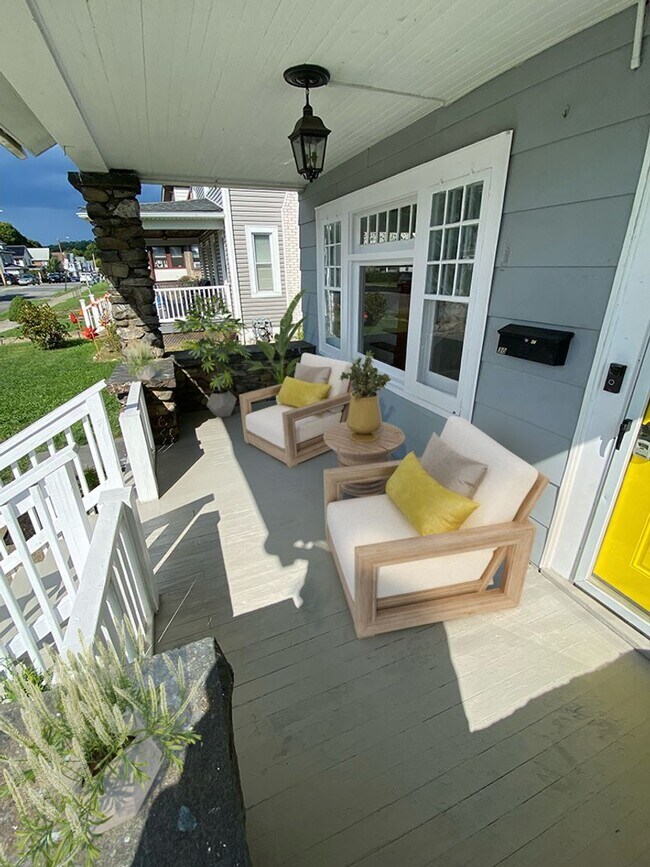 Renovated 3 Bedroom 1.5 Bathroom House - 30 Townsend Ave Newburgh NY ...