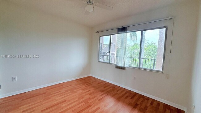 Building Photo - 12651 SW 16th Ct