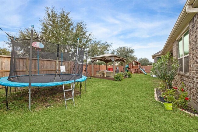 Building Photo - 2960 Gibbons Hill Ln
