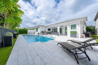 Building Photo - 8652 Dream Falls St