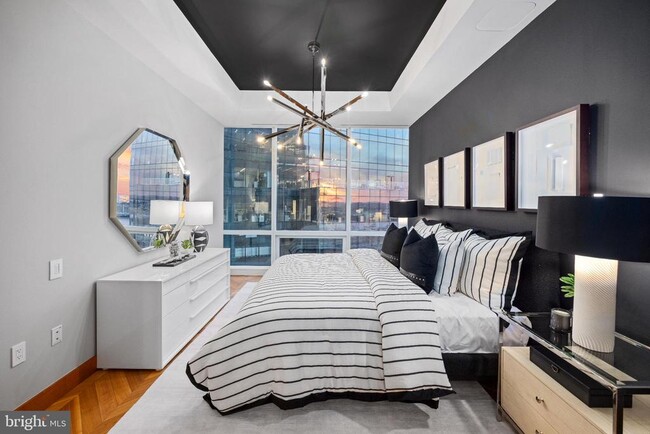 Building Photo - 300 International Drive