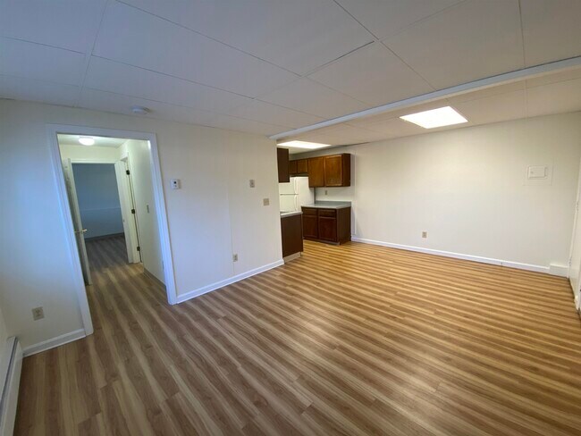 Building Photo - 3951 Brown Ave