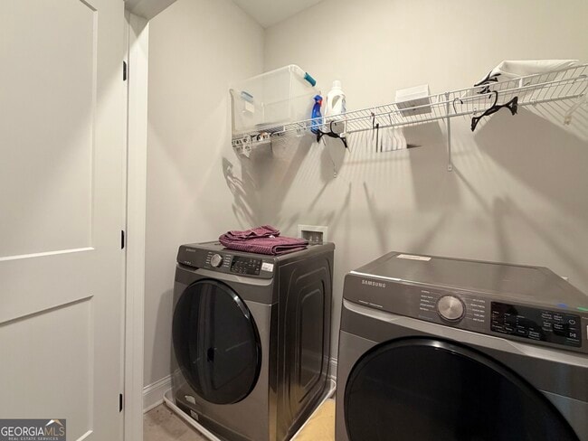 Building Photo - 1971 Drew Dr