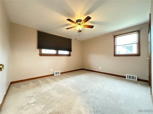 Building Photo - 6 Towerwood Rd