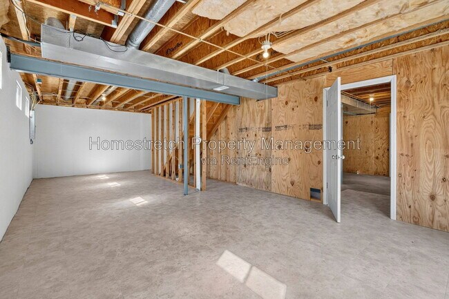 Building Photo - 6910 Emmons Dr