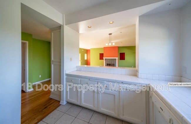 Building Photo - 1352 24th St