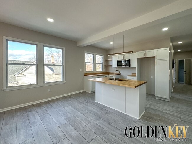 Building Photo - 3854-3831 31st St