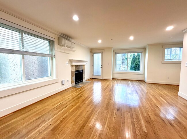 Building Photo - 517 N 39th St