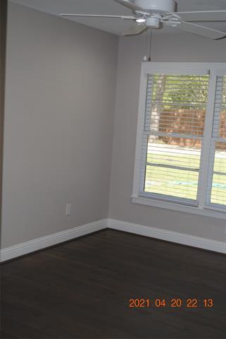 Building Photo - 620 S Dallas Ave